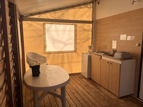 Bungalow toilé 4 personnes - Tithome - 2 chambres - 21m² Prix pour 2 personnes