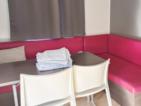 MOBILHOME 4 personnes - 2 chambres