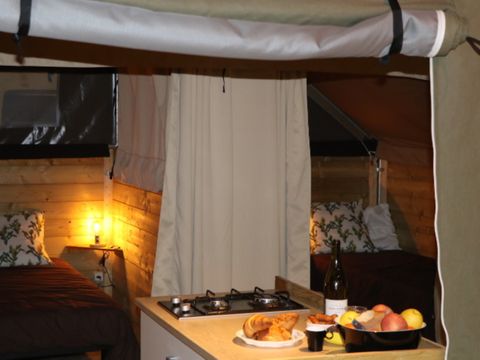 LODGE 5 personnes - Tente écolodge Toile de Savel - 40 m2 - 2 chambres LODGE 5 personnes - Tente écolodge Toile de Savel - 40 m2 - 2 chambres