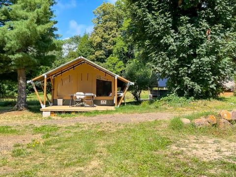 Tente en toile et en bois 5 personnes - Ecolodge 2 chambres