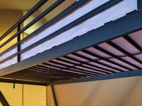 Tente en toile et en bois 5 personnes - Ecolodge 2 chambres