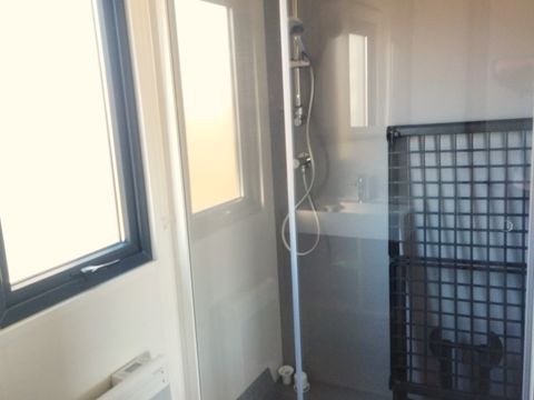 MOBILHOME 2 personnes - Couple (1 Chambre)