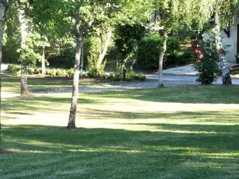Camping les Rives du Lac Cantalès - Camping Cantal - Image N°7