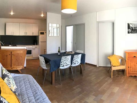 GÎTE 6 personnes - deux chambres