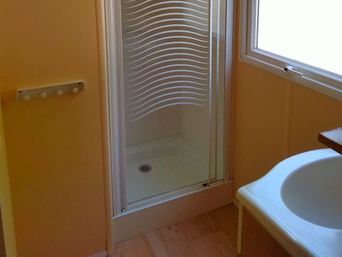 MOBILHOME 4 personnes - SUPER MERCURE