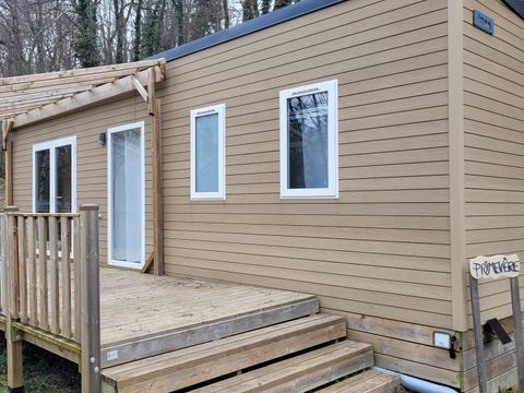 MOBILHOME 6 personnes - MH Premium Riviera 32m² - 3 chambres+ terrasse semi-couverte 15m² + TV + Clim + LV 6 pers