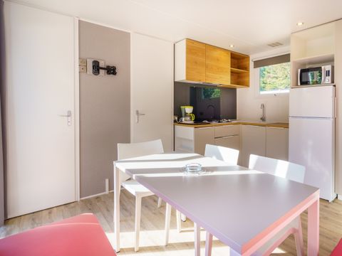 MOBILHOME 8 personnes - Wallis dimanche 6/8 prs