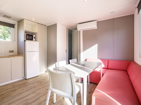 MOBILHOME 8 personnes - Wallis dimanche 6/8 prs