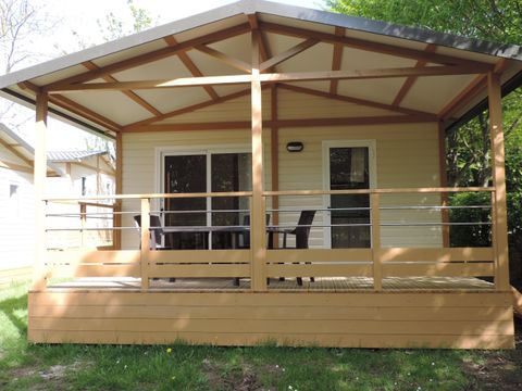 CHALET 4 personnes - Chalet 27 m² / 2 chambres - Terrasse couverte 13 m² 4 pers