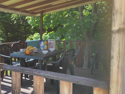 MOBILHOME 5 personnes - 25 m2 / 2chambres - Terrasse couverte TV