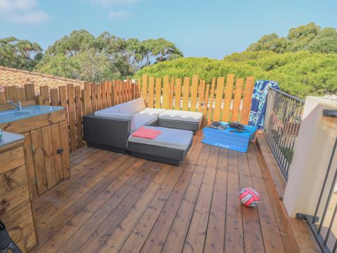 APPARTEMENT 5 personnes - Appartement Bellevue - Vue Mer - Jacuzzi privatif - Climatisation et TV