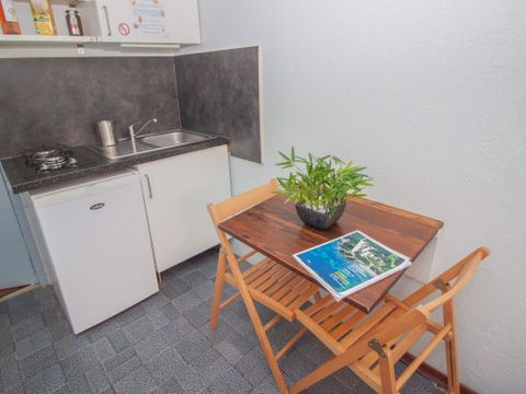 STUDIO 2 personnes - Studio Mini sans sanitaire STUDIO 2 personnes - Studio Mini sans sanitaire