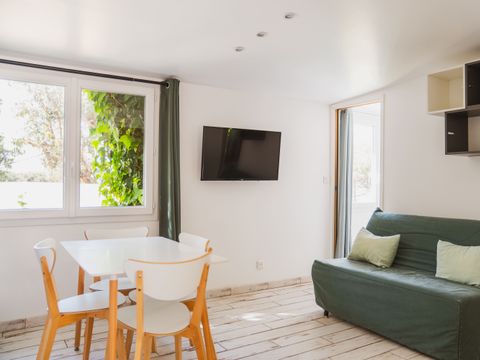 APPARTEMENT 4 personnes - Glycines 36 m² - 3 pièces - Climatisation + TV