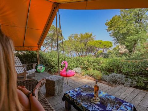 TENTE TOILE ET BOIS 4 personnes - Tente Lodge - sans sanitaires
