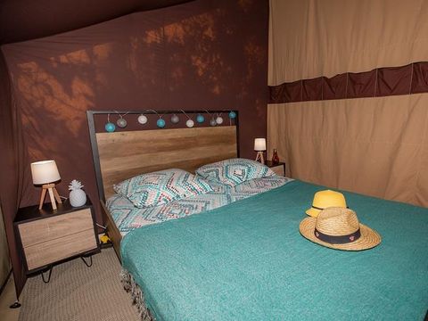 TENTE TOILE ET BOIS 4 personnes - Tente Lodge - sans sanitaires