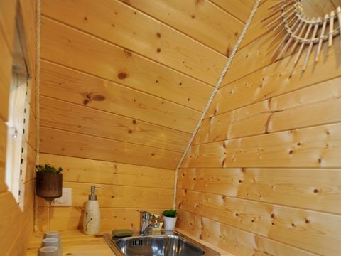 HÉBERGEMENT INSOLITE 2 personnes - Hébergement insolite - 1 chambre