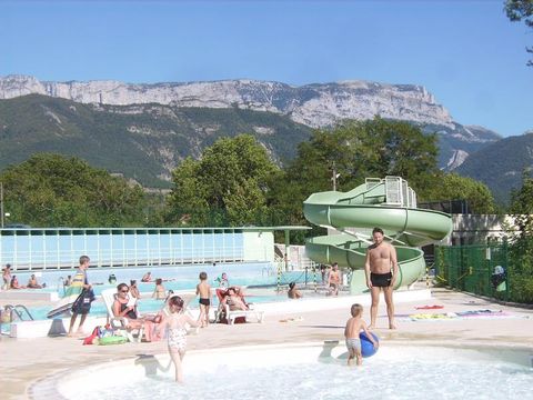 Camping Municipal de Justin - Camping Drome
