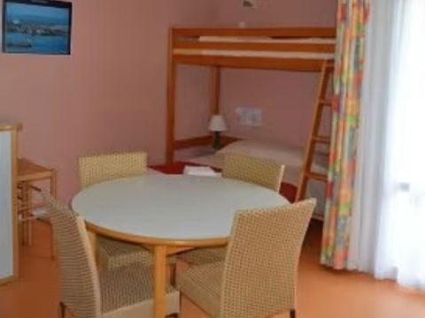 APPARTEMENT 4 personnes - 2 Pièces 4 personnes Essentiel