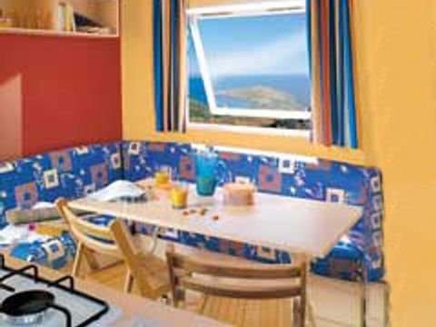MOBILHOME 5 personnes - 4/5 places climatisé 2 chambres TV