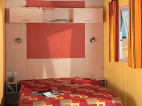 MOBILHOME 5 personnes - 4/5 places climatisé 2 chambres TV