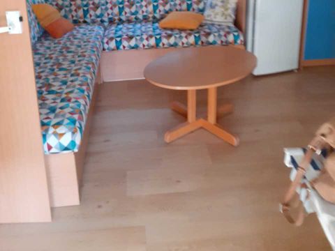 MOBILHOME 5 personnes - Tout équipé -  avec terrasse couverte