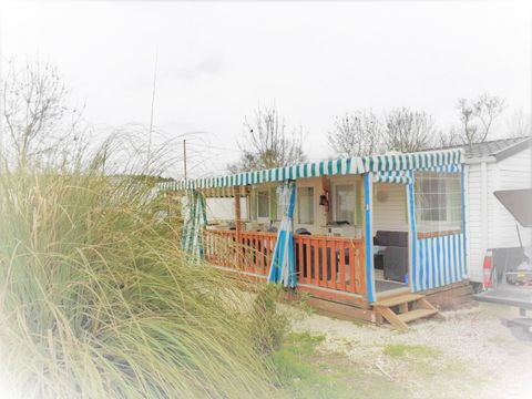 MOBILHOME 5 personnes - Tout équipé -  avec terrasse couverte