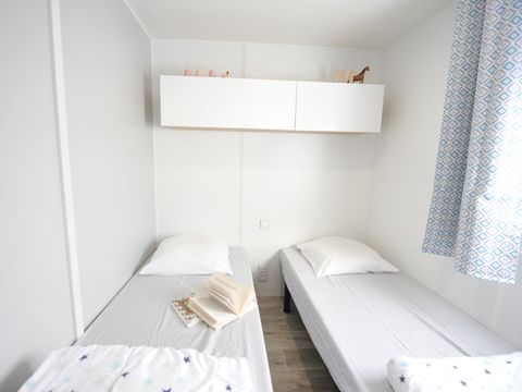 MOBILHOME 4 personnes - Confort Plus 2 chambres - Entre 30 et 35 m²  -5ans