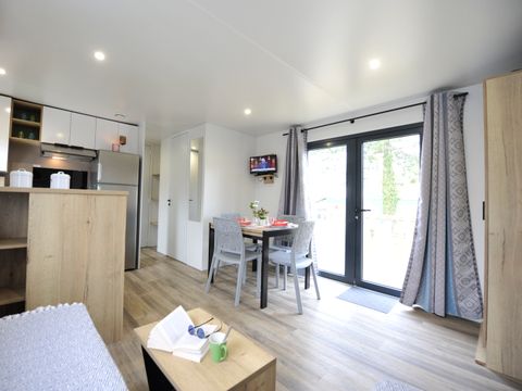 MOBILHOME 6 personnes - PREMIUM 3 chambres - Entre 36 et 40 m²  -10ans
