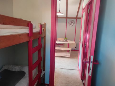 CHALET 4 personnes - Petit chalet familial en bois 24m² - 2 chambres 