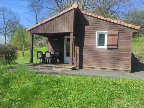 CHALET 4 personnes - Petit chalet familial en bois 24m² - 2 chambres 