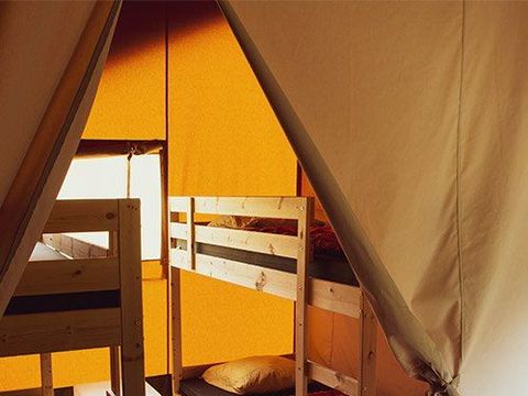 Tente en toile et en bois 6 personnes - Tente safari de luxe