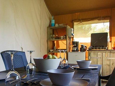 Tente en toile et en bois 6 personnes - Tente safari de luxe