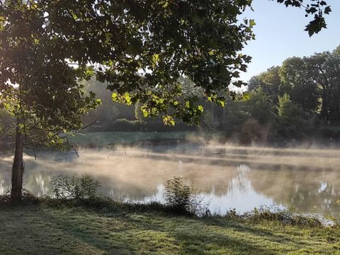 CHALET 6 personnes - Chalet familial en bois 28m² avec vue sur le lac