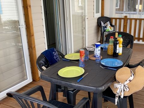 MOBILHOME 4 personnes - PREMIUM - 32m² - 2 chambres + terrasse