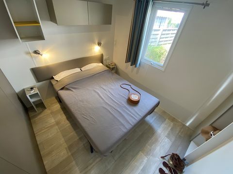 MOBILHOME 4 personnes - PREMIUM - 32m² - 2 chambres + terrasse