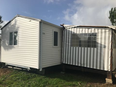 MOBILHOME 4 personnes - CONFORT - 32m² - 3 chambres + terrasse