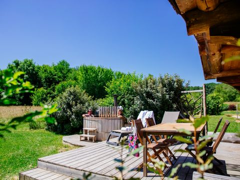 Hébergement 2 personnes - Cabane de Trappeur avec spa