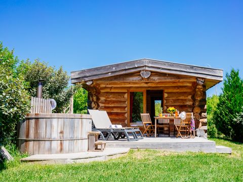Hébergement 2 personnes - Cabane de Trappeur avec spa