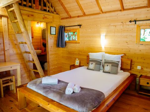 Hébergement 2 personnes - Cabane dans les arbres - Palombière