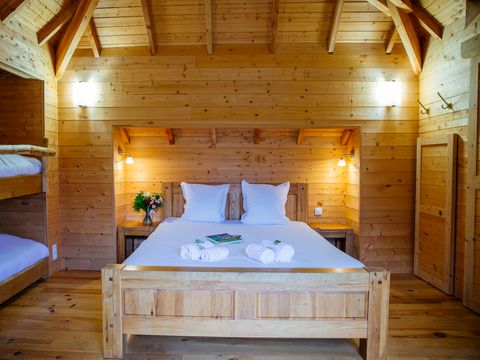 Hébergement 2 personnes - Château dans les arbres