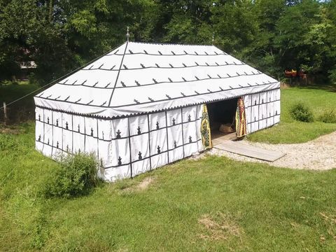 Tente en toile et en bois 2 personnes - Tente Caïdale