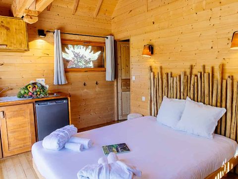 Hébergement 2 personnes - Cabane indonésienne avec spa