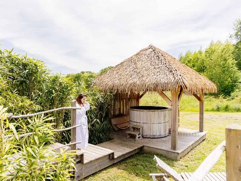 Hébergement 2 personnes - Cabane indonésienne avec spa