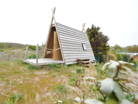 HÉBERGEMENT INSOLITE 2 personnes - INSOLITE TIPI