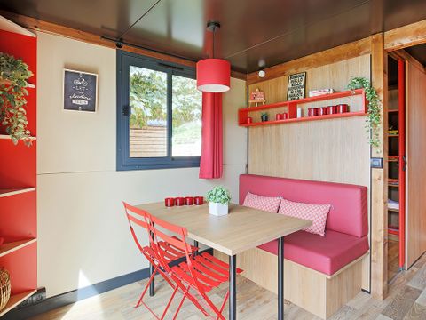 Hébergement 4 personnes - Roulotte - 22m² - hébergement insolite