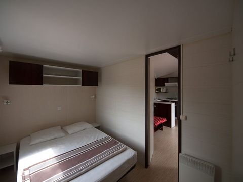 MOBILHOME 4 personnes - TERRASSE NON COUVERTE