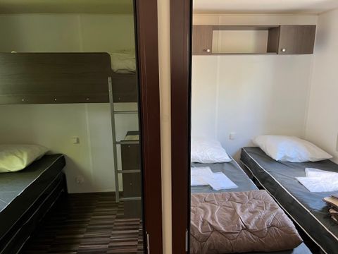 Mobilhome 7 personnes - Mobil-home Premium - 3 chambres (Maxi 6 adultes + 1 enfant) option clim