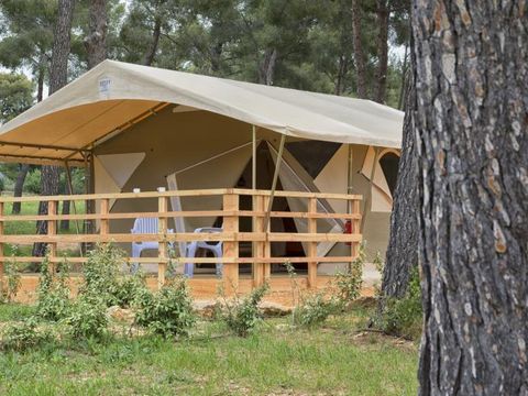 TENTE TOILE ET BOIS 5 personnes - Location Tente Lodge - 2 chambres