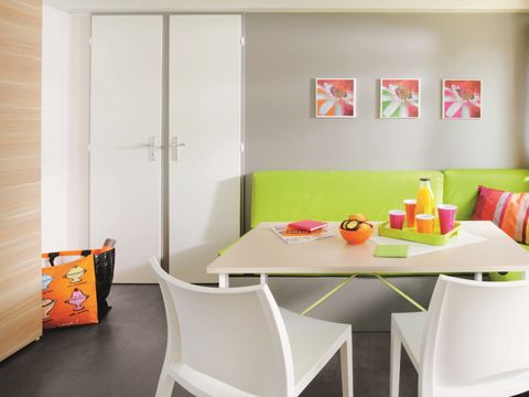 MOBILHOME 5 personnes - confort 26m² - 2 chambres - terrasse couverte -