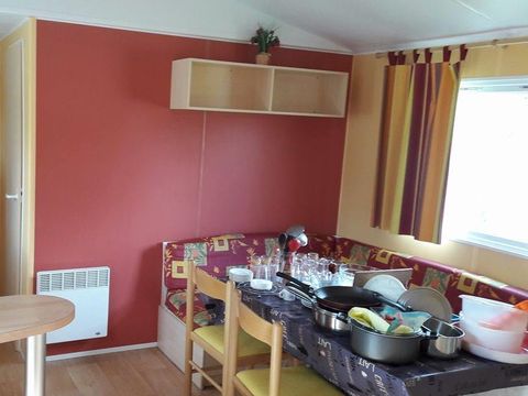 MOBILHOME 4 personnes - climatisé avec terrasse semi-couverte